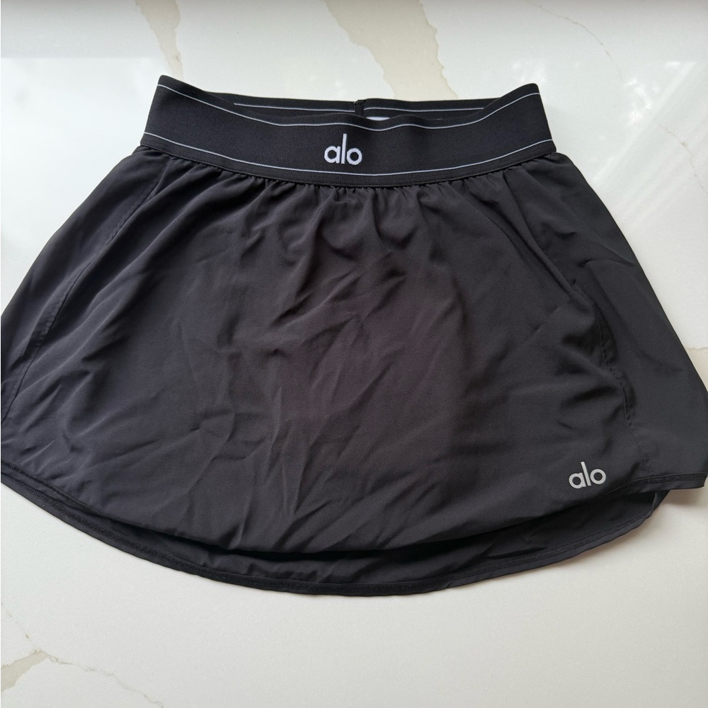ALO Yoga Black Mini Skater Skirt for Athletic Wear